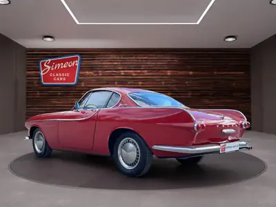 Volvo P1800 Jensen 1962 — Chef-d'œuvre du design scandinave, 16'000 km seulement — vista posteriore