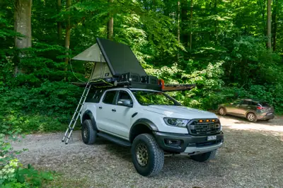Ford Ranger Raptor 2.0 Eco Blue 4x4 — Pick-up musclé, 60'000 km, moteur efficient — side view