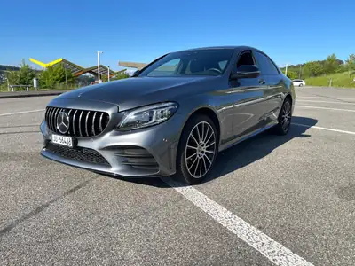 Mercedes-Benz C 200 4Matic AMG Line — Berline premium all-terrain, 43 000 km seulement — tableau de bord