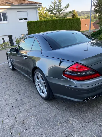 Mercedes-Benz SL 55 AMG — Cabriolet haute performance, 517 ch et 98'000 km seulement — Miniatura 8
