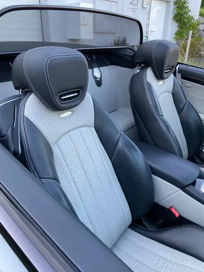 Mercedes-Benz SL 55 AMG — Cabriolet haute performance, 517 ch et 98'000 km seulement — Miniatura 12