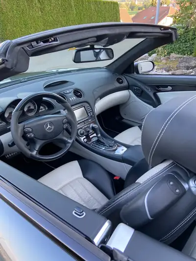 Mercedes-Benz SL 55 AMG — Cabriolet haute performance, 517 ch et 98'000 km seulement — Miniatura 11