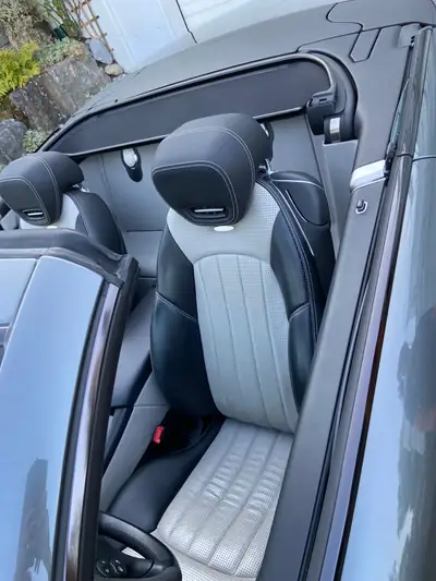 Mercedes-Benz SL 55 AMG — Cabriolet haute performance, 517 ch et 98'000 km seulement — Miniatura 15