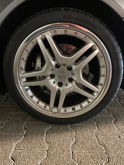 Mercedes-Benz SL 55 AMG — Cabriolet haute performance, 517 ch et 98'000 km seulement — Miniatura 16