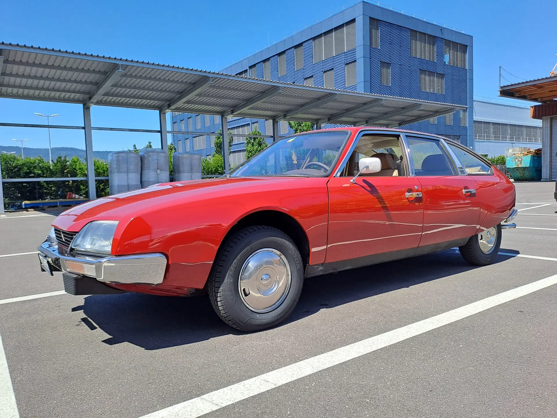 Citroën CX 2000 Confort — L'iconique française des années 1970, radio DAB-Bluetooth intégrée