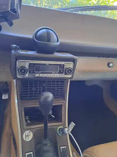 Citroën CX 2000 Confort — L'iconique française des années 1970, radio DAB-Bluetooth intégrée — Miniatur 14