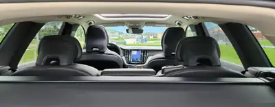 Volvo XC60 T6 eAWD Inscription 2022 — SUV hybride rechargeable, 65'000 km, traction intégrale — Miniatura 15