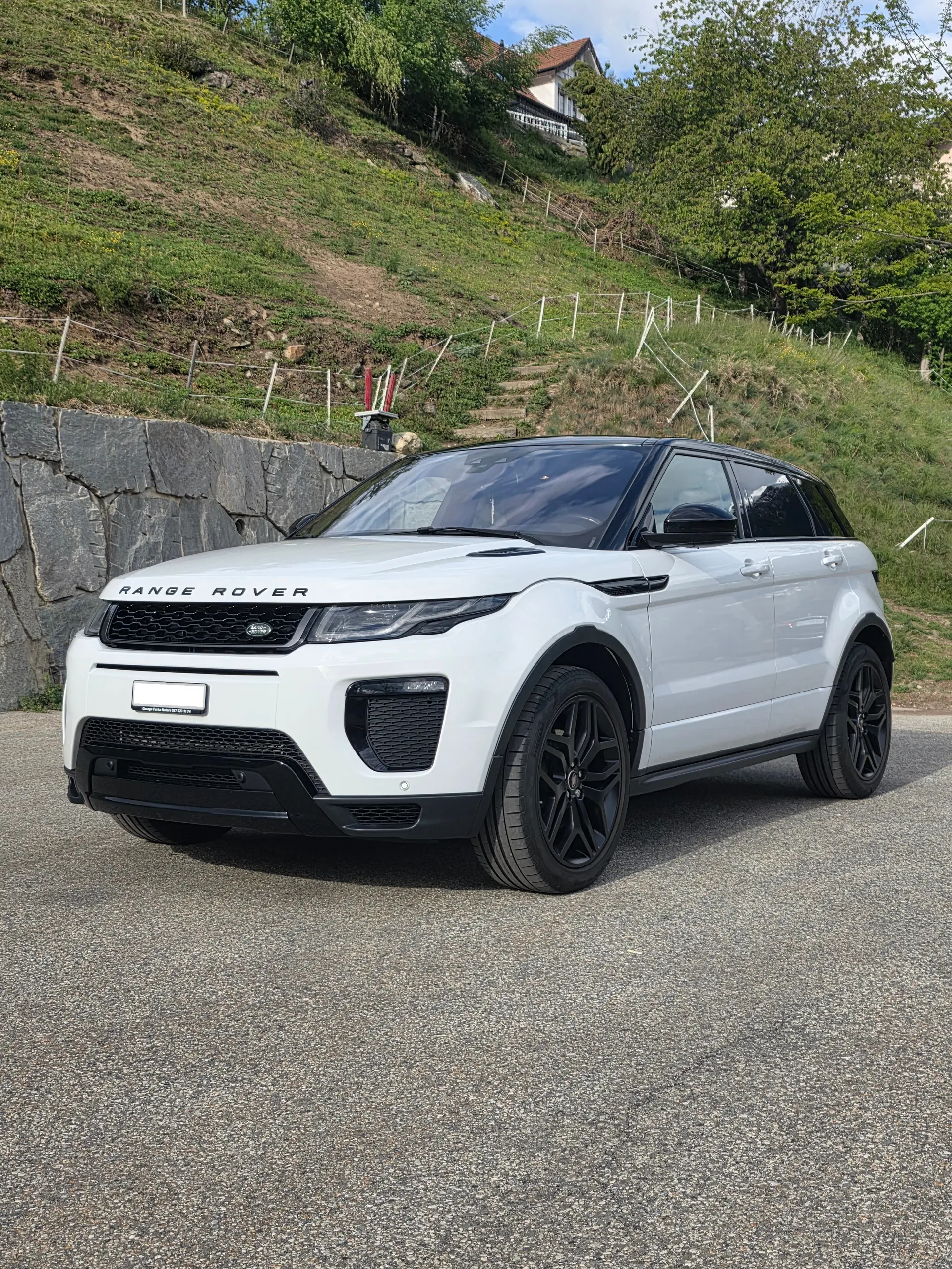 Land Rover Range Rover Evoque 2.0 Si4 HSE Dynamic — Prestige compact, traction intégrale, 95 000 km