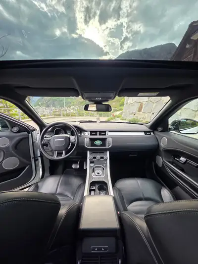 Land Rover Range Rover Evoque 2.0 Si4 HSE Dynamic — Prestige compact, traction intégrale, 95 000 km — Miniatur 8