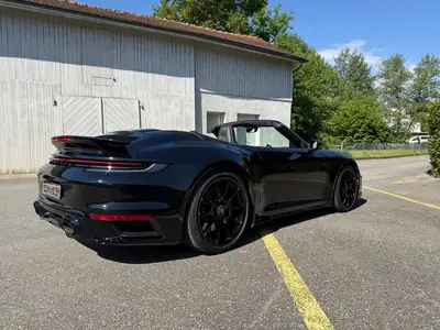 Porsche 911 Turbo S Cabriolet — 650 ch, décapotable haute performance, sans accident — dashboard