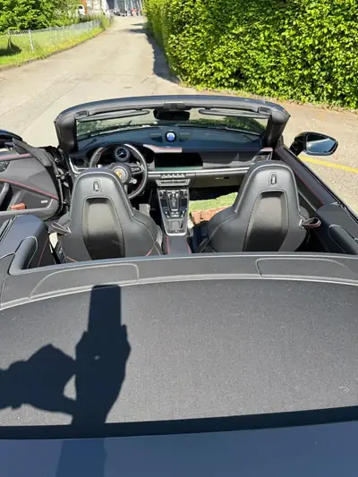 Porsche 911 Turbo S Cabriolet — 650 ch, décapotable haute performance, sans accident — Thumbnail 10