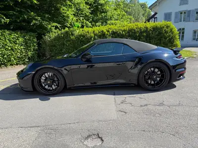 Porsche 911 Turbo S Cabriolet — 650 ch, décapotable haute performance, sans accident — Thumbnail 14