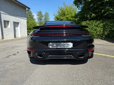 Porsche 911 Turbo S Cabriolet — 650 ch, décapotable haute performance, sans accident — Thumbnail 16