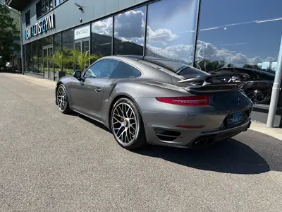 Porsche 911 Turbo S — Coupé sportif haute performance, 560 ch et histoire suisse certifiée — Thumbnail 10