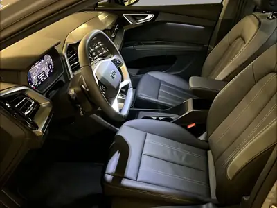 Audi Q4 e-tron 40 — SUV électrique 204 ch, MY 2022, faible kilométrage — Thumbnail 10