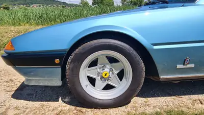 Ferrari 400 1982 — Chef-d'œuvre des années 80, élégance intemporelle et performance authentique — tableau de bord