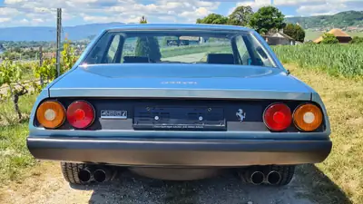 Ferrari 400 1982 — Chef-d'œuvre des années 80, élégance intemporelle et performance authentique — détail