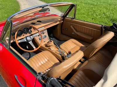 FIAT Dino Spider 1969 — Chef-d'œuvre italien cabriolet, 57'000 km seulement — Miniature 7