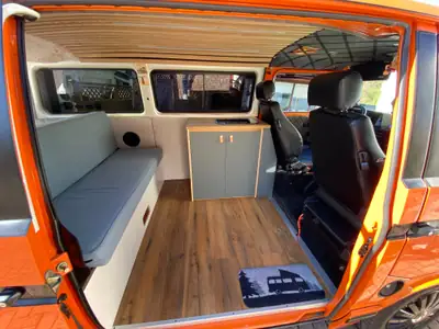 VW T3 Multivan Camper — Légende des années 90, moteur Boxer authentique — Miniatura 8