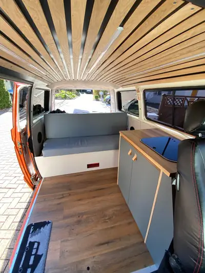 VW T3 Multivan Camper — Légende des années 90, moteur Boxer authentique — Miniatura 12