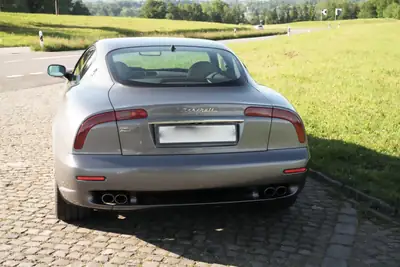 Maserati 3200 GT — Coupé sportif italien, 370 ch, seulement 29'000 km — vue extérieure