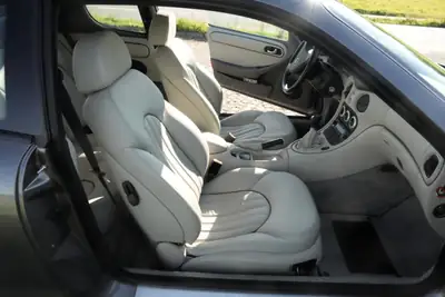 Maserati 3200 GT — Coupé sportif italien, 370 ch, seulement 29'000 km — Miniature 8