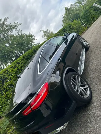 Mercedes-Benz GLE Coupé 350 d 4Matic — SUV premium diesel, 4 roues motrices, 132 000 km — vista posteriore