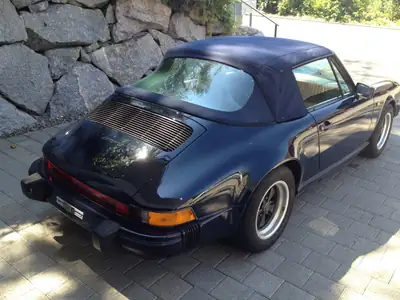 Porsche 911 Carrera Cabriolet — Icône des années 1980, 207 ch sans compromis — Miniature 7