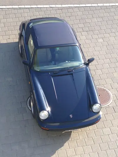 Porsche 911 Carrera Cabriolet — Icône des années 1980, 207 ch sans compromis — Miniature 11