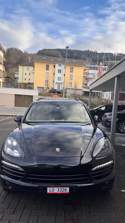 Porsche Cayenne S V8 4.8 — SUV premium 400 ch, historique sans sinistre — arrière