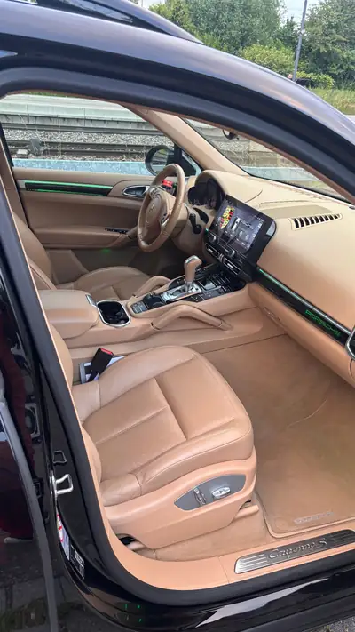 Porsche Cayenne S V8 4.8 — SUV premium 400 ch, historique sans sinistre — Miniature 8