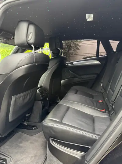 BMW X6 xDrive 30d — Coupé SUV puissant, 175'000 km, sans sinistre — Miniature 8