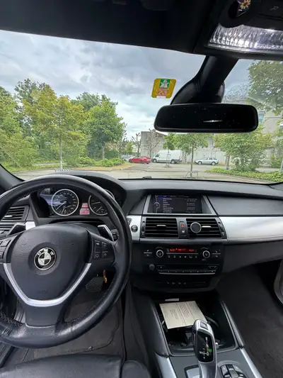 BMW X6 xDrive 30d — Coupé SUV puissant, 175'000 km, sans sinistre — Miniature 12
