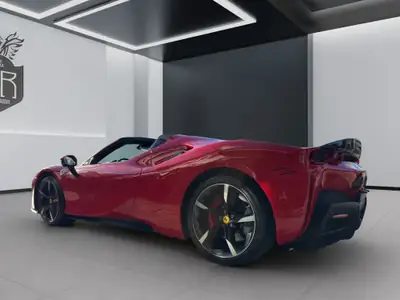 Ferrari SF90 Spider Assetto Fiorano — 1000 ch hybride rechargeable, quasi neuf — detail