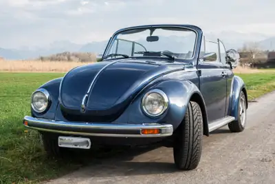 VW Käfer 1974 — Cabriolet vintage mythique, moteur 1600 cm³ essence — Außenansicht