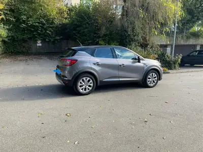 Renault Captur 1.3 TCe EDC Intens — SUV urbain hybride 141 ch, 42 000 km — cruscotto