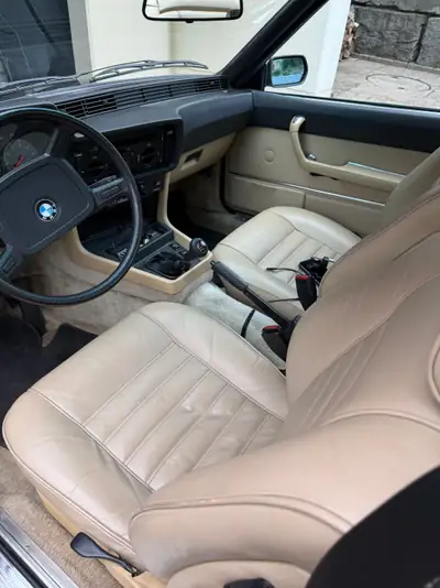 BMW 635 CSI 1980 — Coupé sportif de prestige, 218 ch et histoire authentique — détail