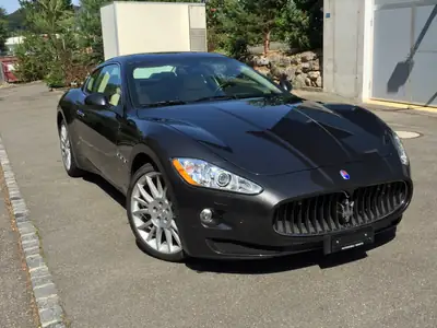 Maserati GranTurismo S Automatica — Coupé sportif italien, 45'000 km seulement — vue extérieure