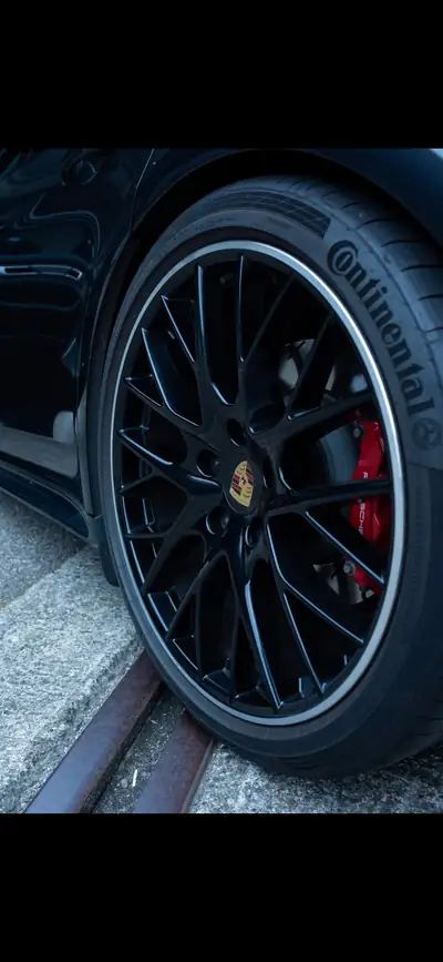 Porsche Panamera GTS V8 — 470 ch, échappement Akrapovic, abaissée sport — Miniatur 8