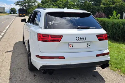 Audi SQ7 V8 TDI Quattro — SUV premium diesel 435 ch, freinage neuf, excellent état — vue extérieure