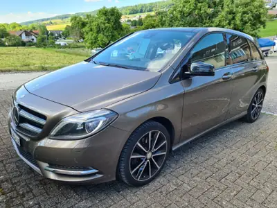 Mercedes-Benz B 250 7G-DCT — Monospace compact dynamique, 211 ch et consommation maîtrisée — Seitenansicht