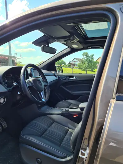 Mercedes-Benz B 250 7G-DCT — Monospace compact dynamique, 211 ch et consommation maîtrisée — Innenraum