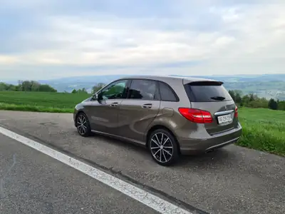 Mercedes-Benz B 250 7G-DCT — Monospace compact dynamique, 211 ch et consommation maîtrisée — Miniatur 7