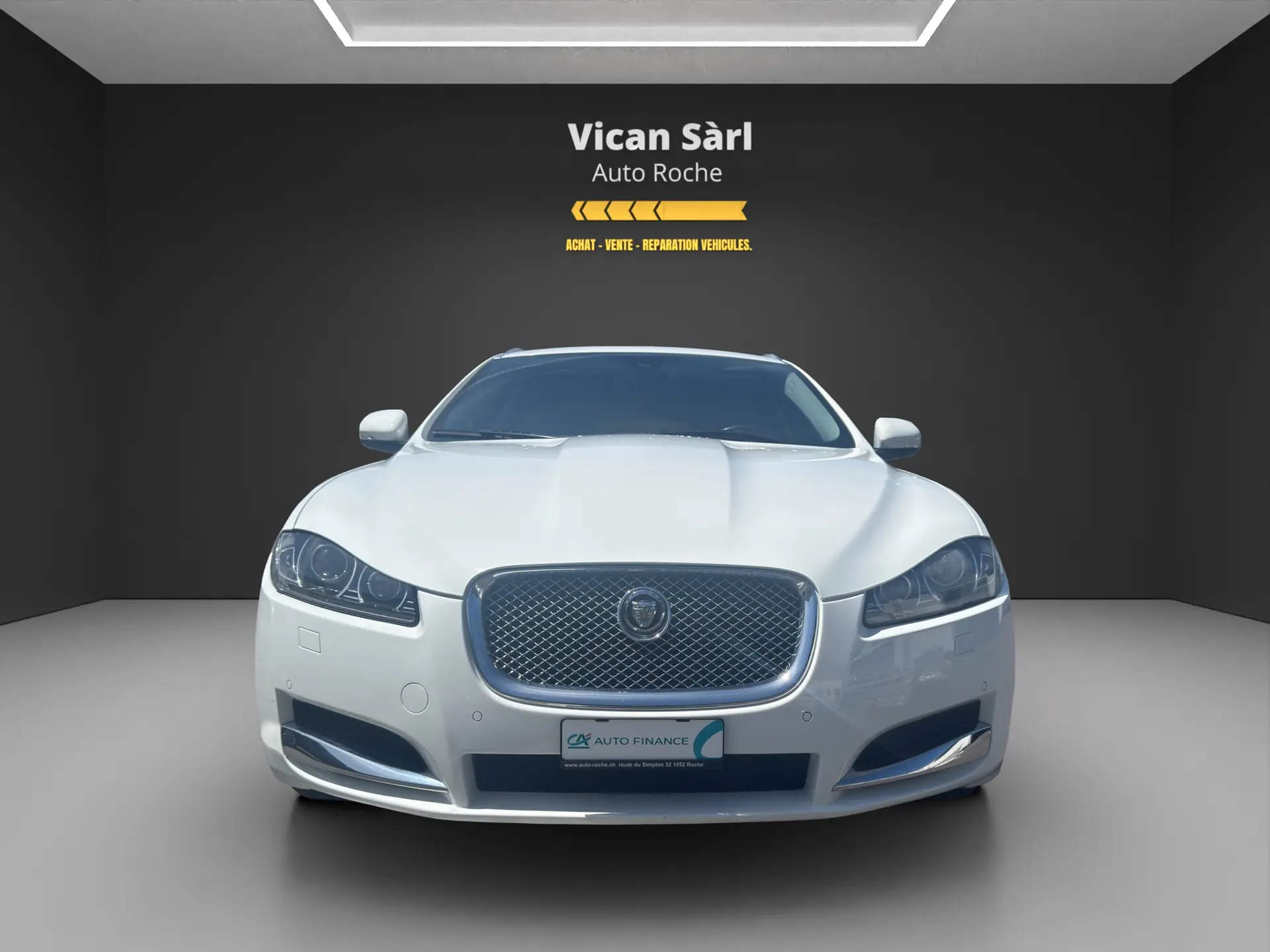 Jaguar XF 2013 occasion Roche — 1