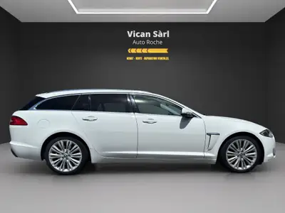 Jaguar XF Sportbrake 3.0d V6 — Diesel performant, break élégant, expertisé du jour — dashboard