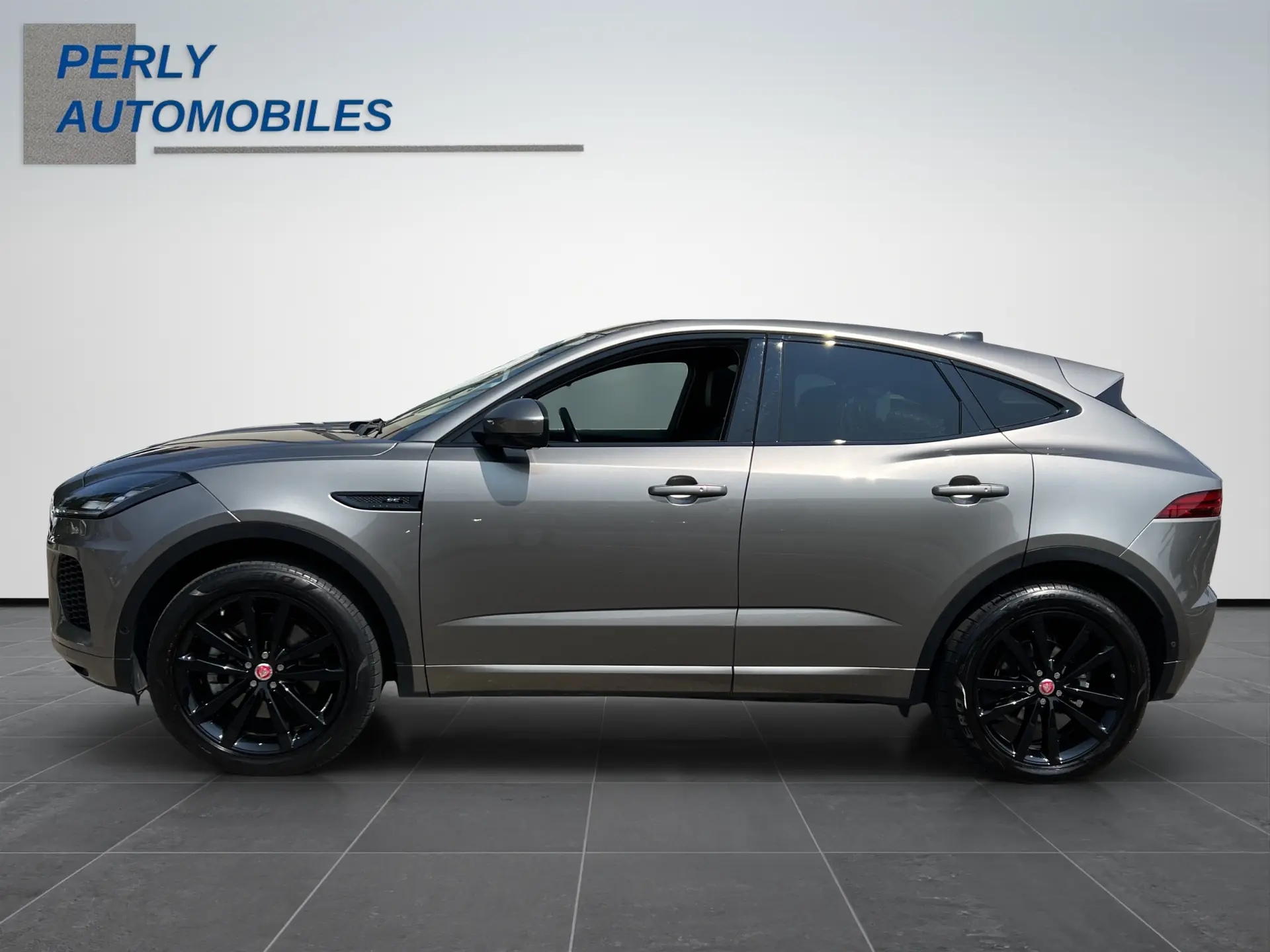 Jaguar E-Pace 2020 occasion Perly — 3