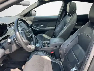 Jaguar E-PACE P250 R-Dynamic SE AWD — SUV compact premium, 1ère main, 68'000 km — Miniature 9