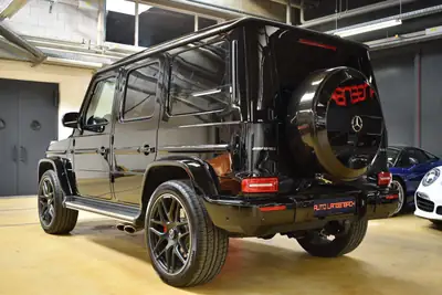 Mercedes-Benz G 63 AMG — Le SUV légendaire avec 585 ch, kilométrage quasi neuf — arrière