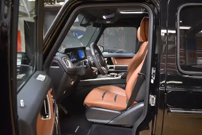 Mercedes-Benz G 63 AMG — Le SUV légendaire avec 585 ch, kilométrage quasi neuf — Miniature 13