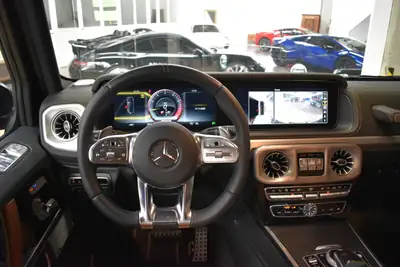 Mercedes-Benz G 63 AMG — Le SUV légendaire avec 585 ch, kilométrage quasi neuf — Miniature 17